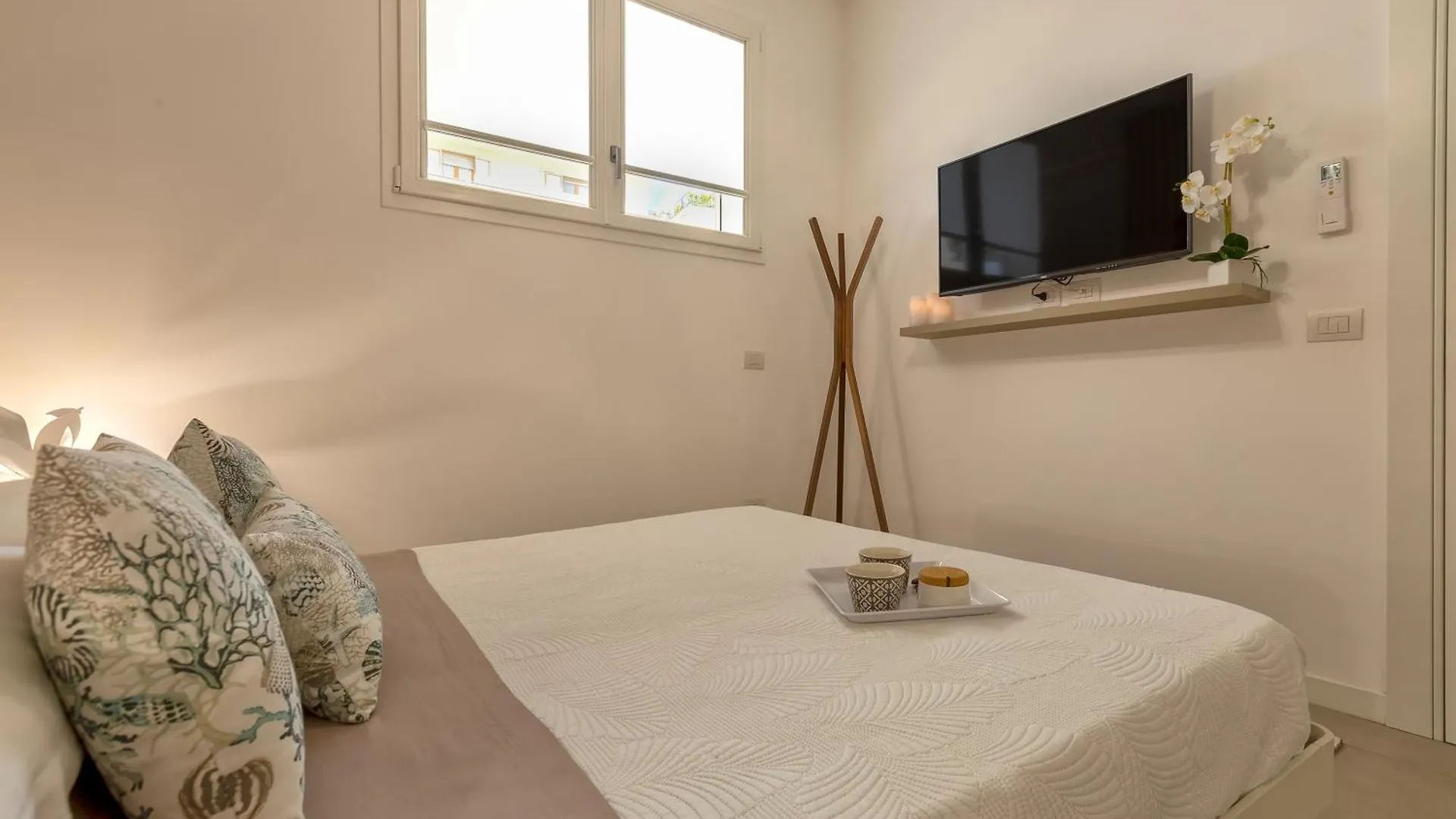 Luxury Sofia Home Alghero 0*,  Italia